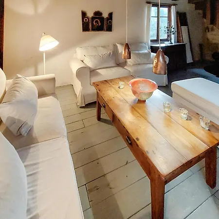 Holiday home 2 Bedroom Stunning In Olliergues